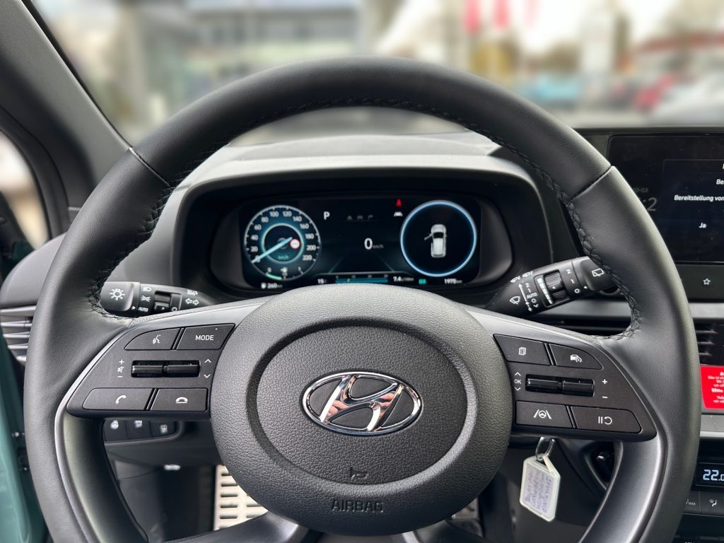 Fahrzeugabbildung Hyundai BAYON 1.0 T-GDI 48V-Hybrid DCT Connect & Go