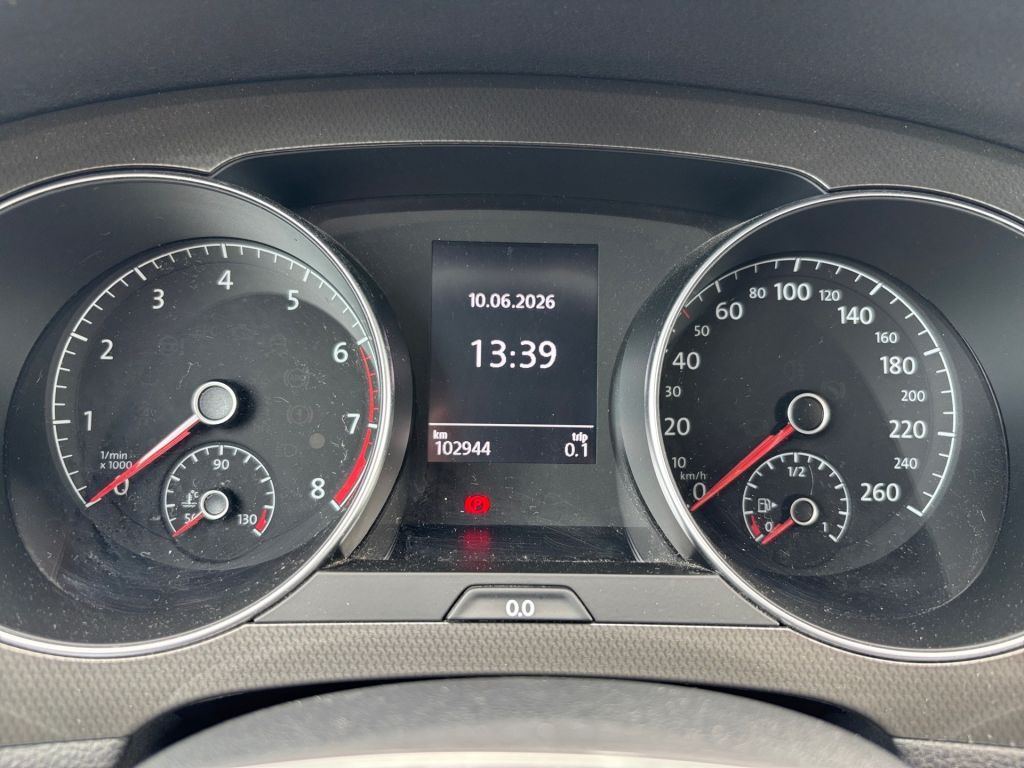 Fahrzeugabbildung Volkswagen Golf Sportsvan 1.0 TSI IQ.DRIVE