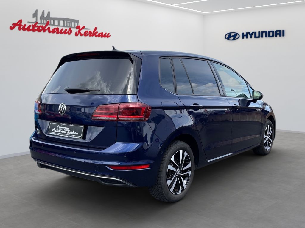 Fahrzeugabbildung Volkswagen Golf Sportsvan 1.0 TSI IQ.DRIVE