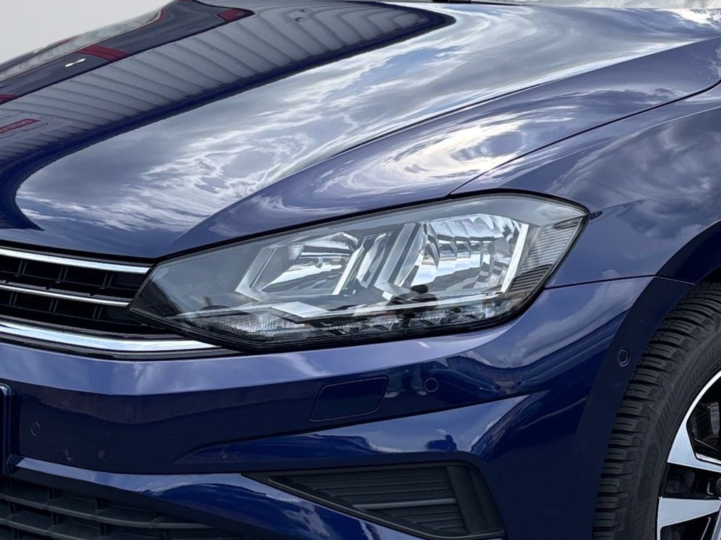 Fahrzeugabbildung Volkswagen Golf Sportsvan 1.0 TSI IQ.DRIVE