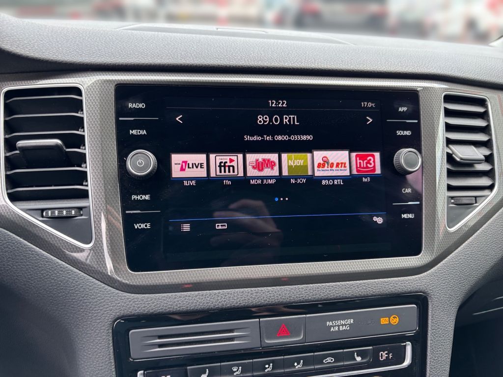 Fahrzeugabbildung Volkswagen Golf Sportsvan 1.0 TSI IQ.DRIVE