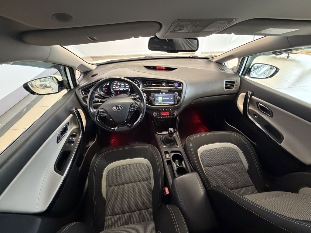 Fahrzeugabbildung Kia Ceed 1.6 CRDi Sportswagon Spirit