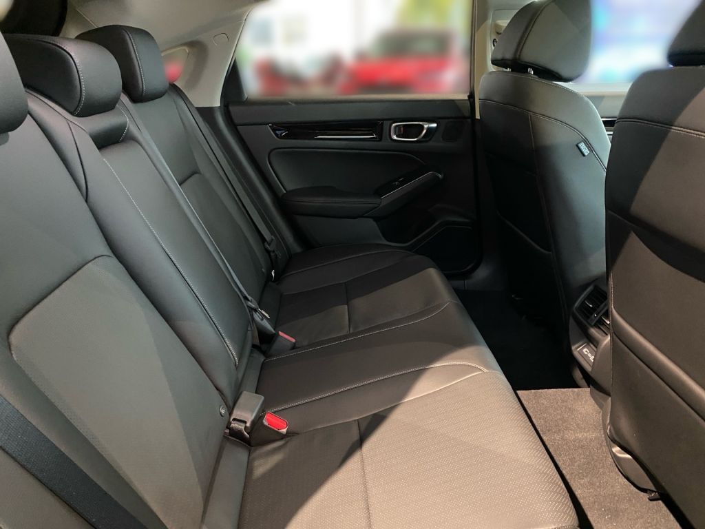 Fahrzeugabbildung Honda Civic e:HEV 2.0 i-MMD Hybrid Advance (FE)