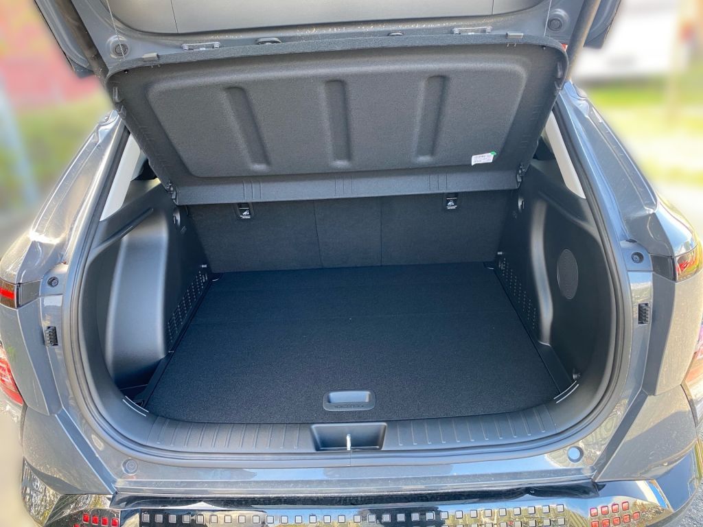 Fahrzeugabbildung Hyundai KONA EV PRIME +Leder Sagegrün+Assistenzpaket+BOS