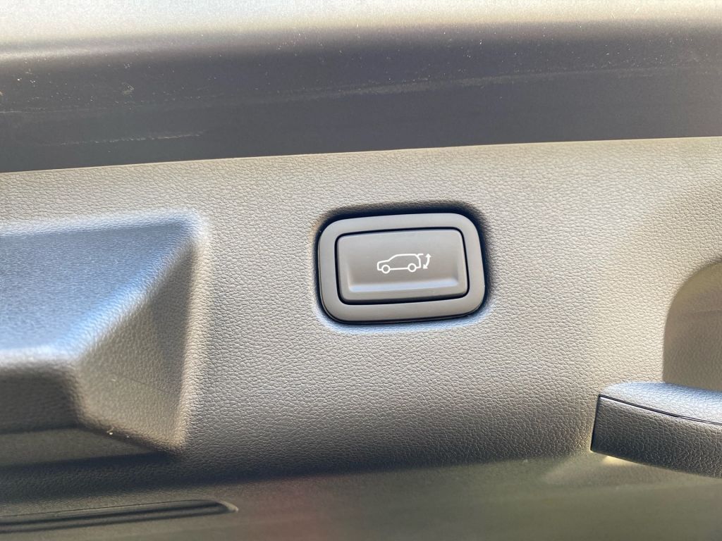 Fahrzeugabbildung Hyundai KONA EV PRIME +Leder Sagegrün+Assistenzpaket+BOS