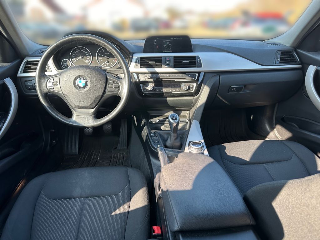 Fahrzeugabbildung BMW 320d Touring Advantage+nur für Händler