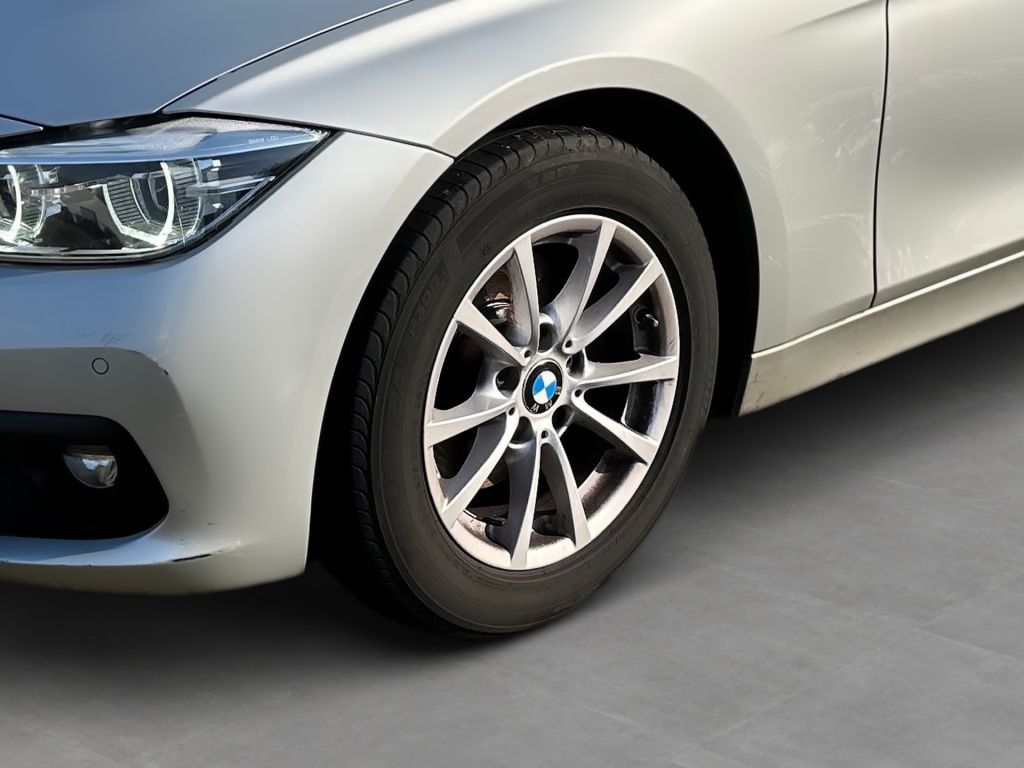 Fahrzeugabbildung BMW 320d Touring Advantage+nur für Händler