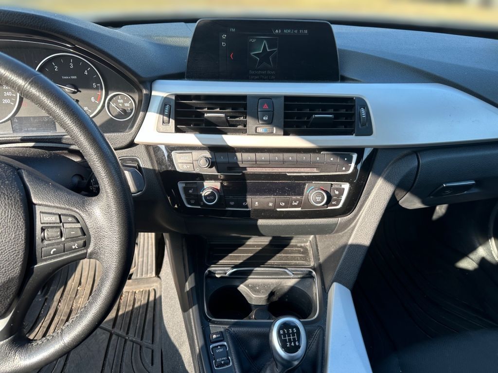 Fahrzeugabbildung BMW 320d Touring Advantage+nur für Händler