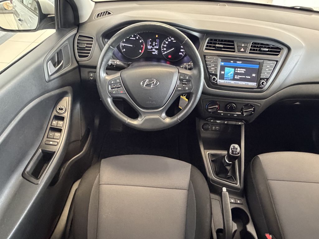 Fahrzeugabbildung Hyundai i20 blue 1.0 T-GDI Trend+Navi+R. Kamera+PDC+