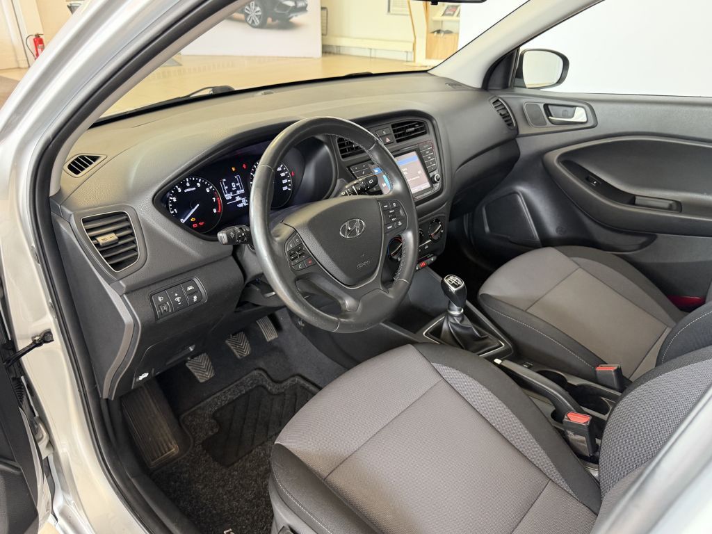 Fahrzeugabbildung Hyundai i20 blue 1.0 T-GDI Trend+Navi+R. Kamera+PDC+