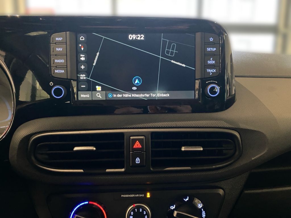 Fahrzeugabbildung Hyundai i10 1.0 Select +R.Kamera+Klima