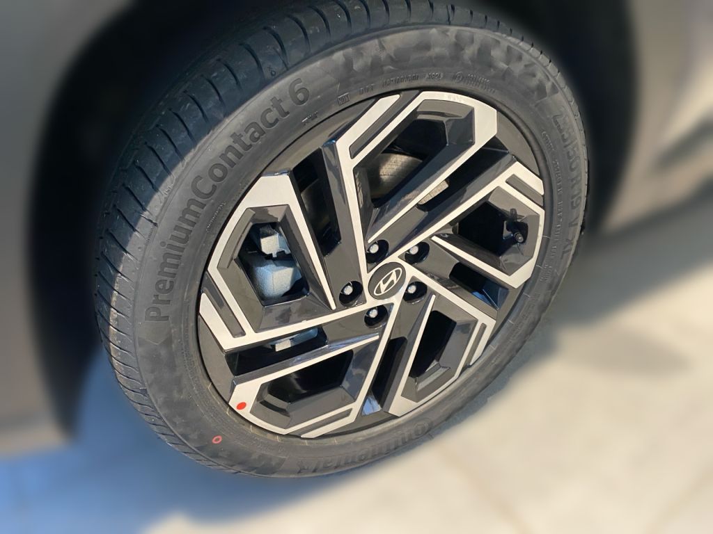 Fahrzeugabbildung Hyundai TUCSON 1.6 T-GDi 48V-Hybrid 2WD DCT Prime+Panora