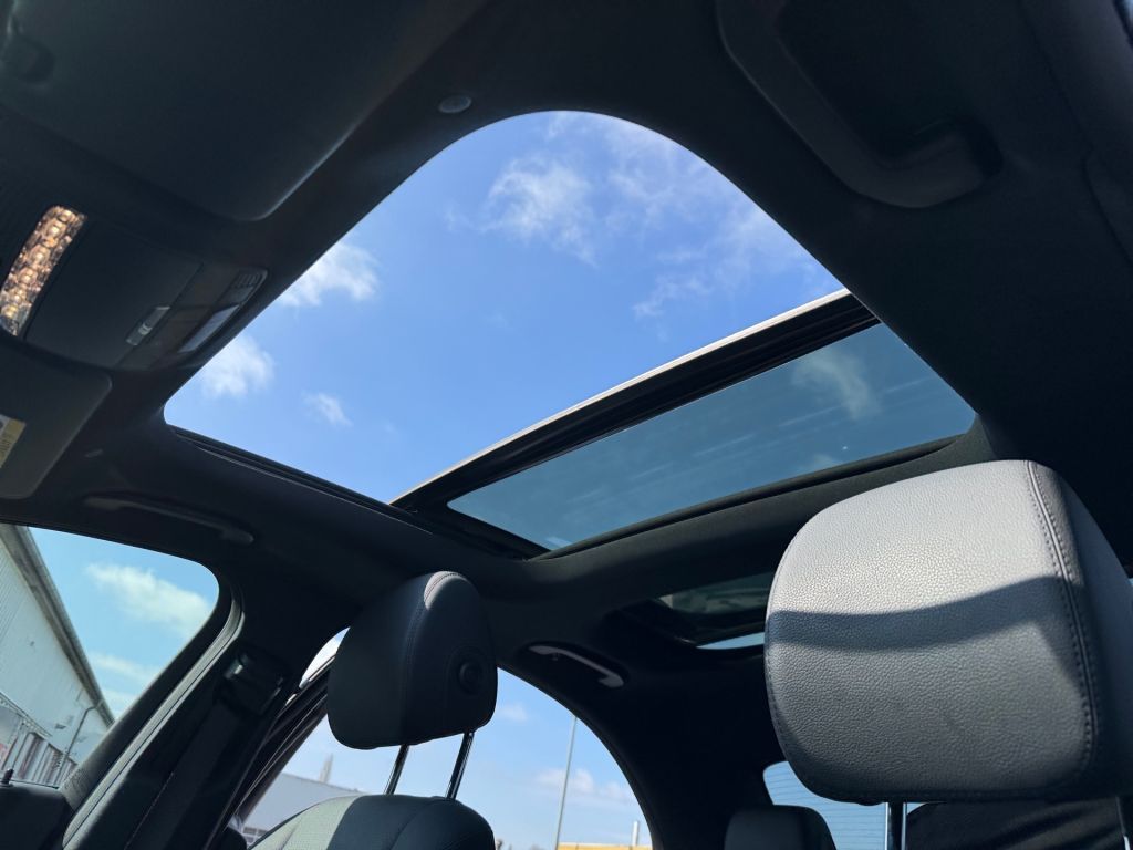 Fahrzeugabbildung Mercedes-Benz E 300 de 9G-TRONIC +Pano+Totwinkela.+R.Kamera