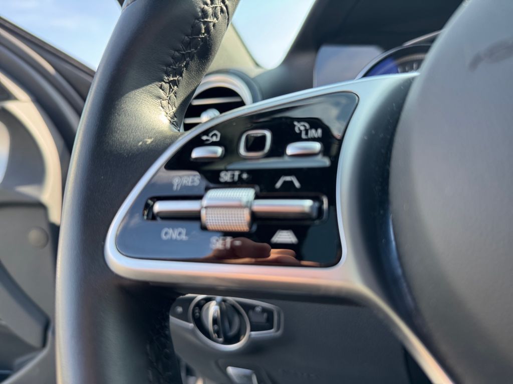 Fahrzeugabbildung Mercedes-Benz E 300 de 9G-TRONIC +Pano+Totwinkela.+R.Kamera