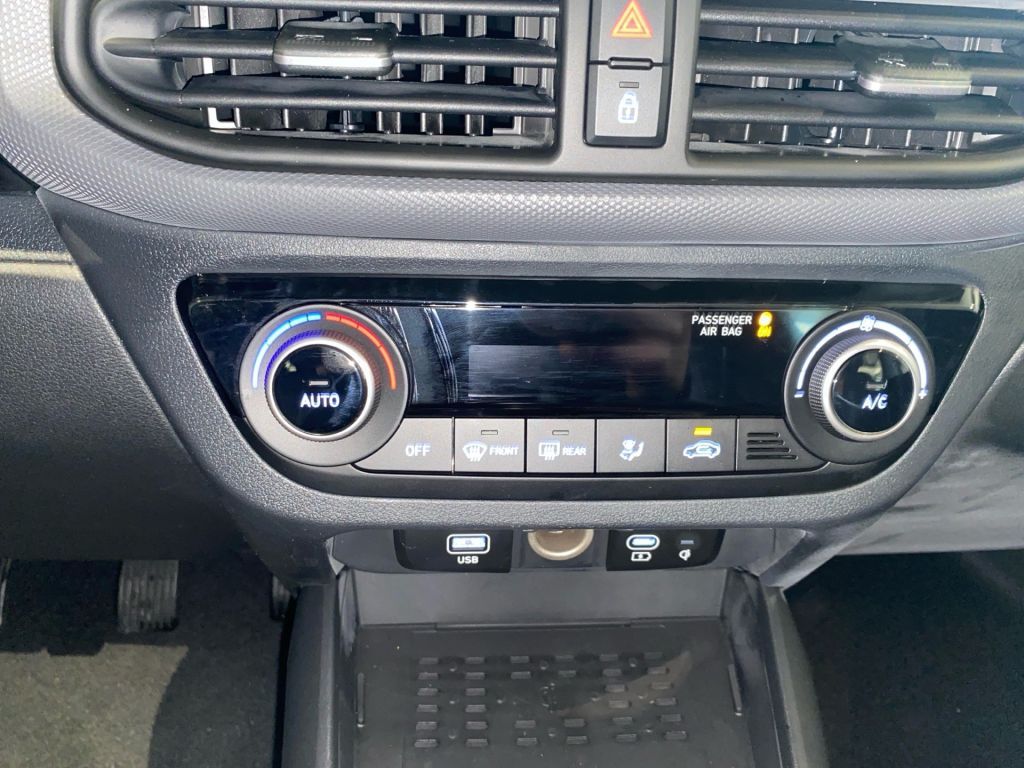 Fahrzeugabbildung Hyundai i10 1.0 Trend +Komfort-Paket+R.Kamera+Apple Carp