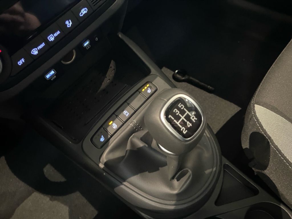 Fahrzeugabbildung Hyundai i10 1.0 Trend +Komfort-Paket+R.Kamera+Apple Carp