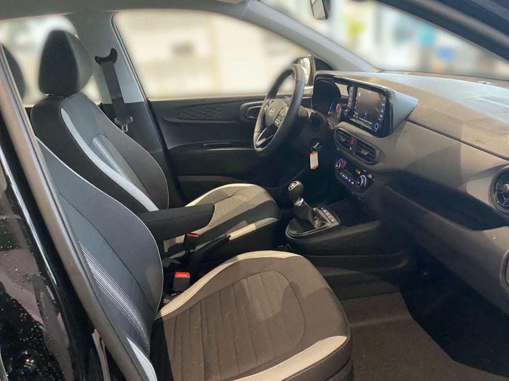 Fahrzeugabbildung Hyundai i10 1.0 Trend +Komfort-Paket+R.Kamera+Apple Carp