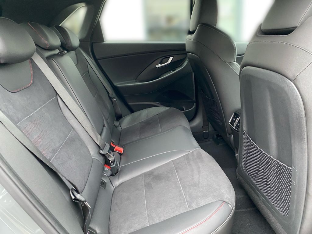 Fahrzeugabbildung Hyundai i30 1.5 T-GDI 48V-Hybrid N Line Sitz P. + Pano
