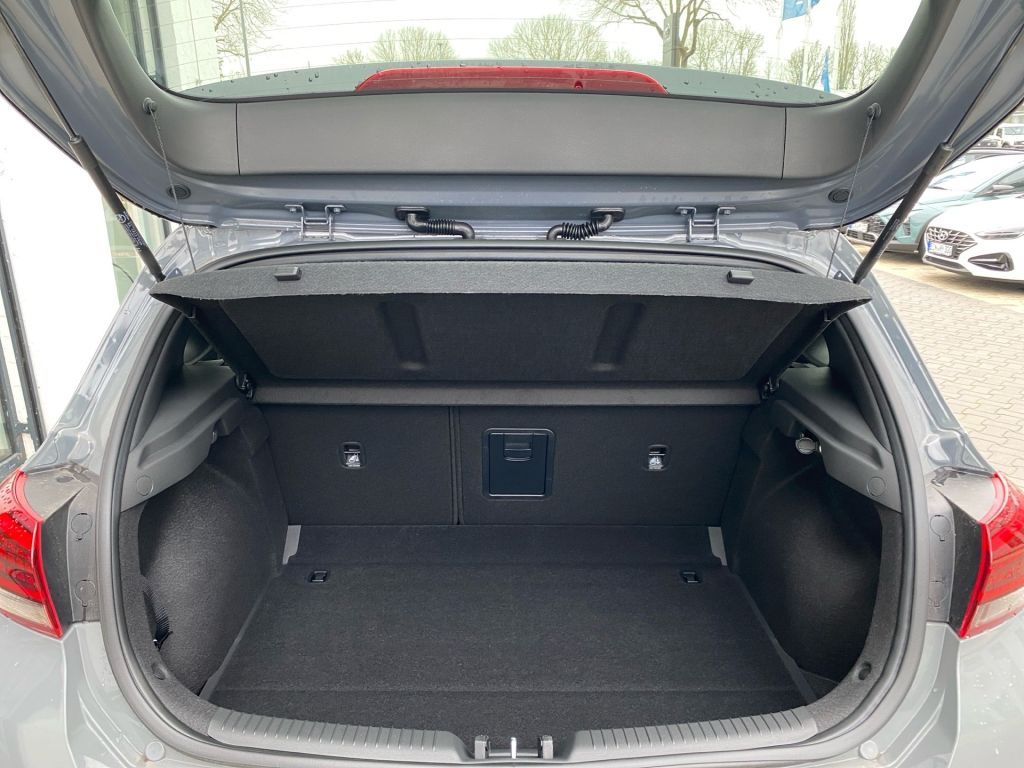 Fahrzeugabbildung Hyundai i30 1.5 T-GDI 48V-Hybrid N Line Sitz P. + Pano