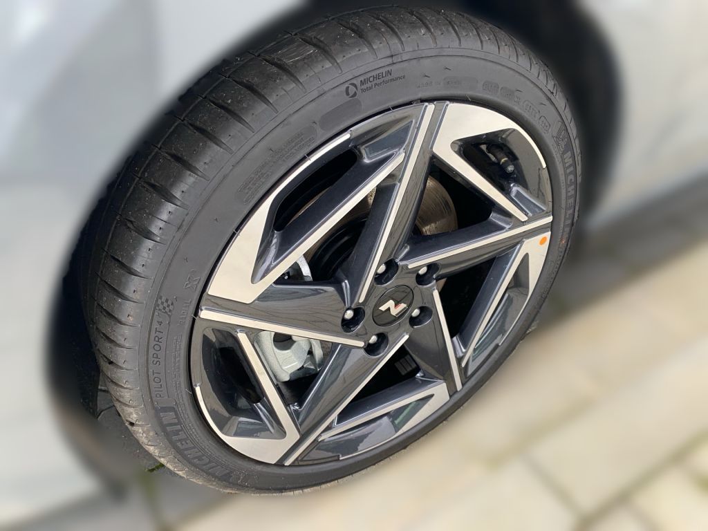 Fahrzeugabbildung Hyundai i30 1.5 T-GDI 48V-Hybrid N Line Sitz P. + Pano
