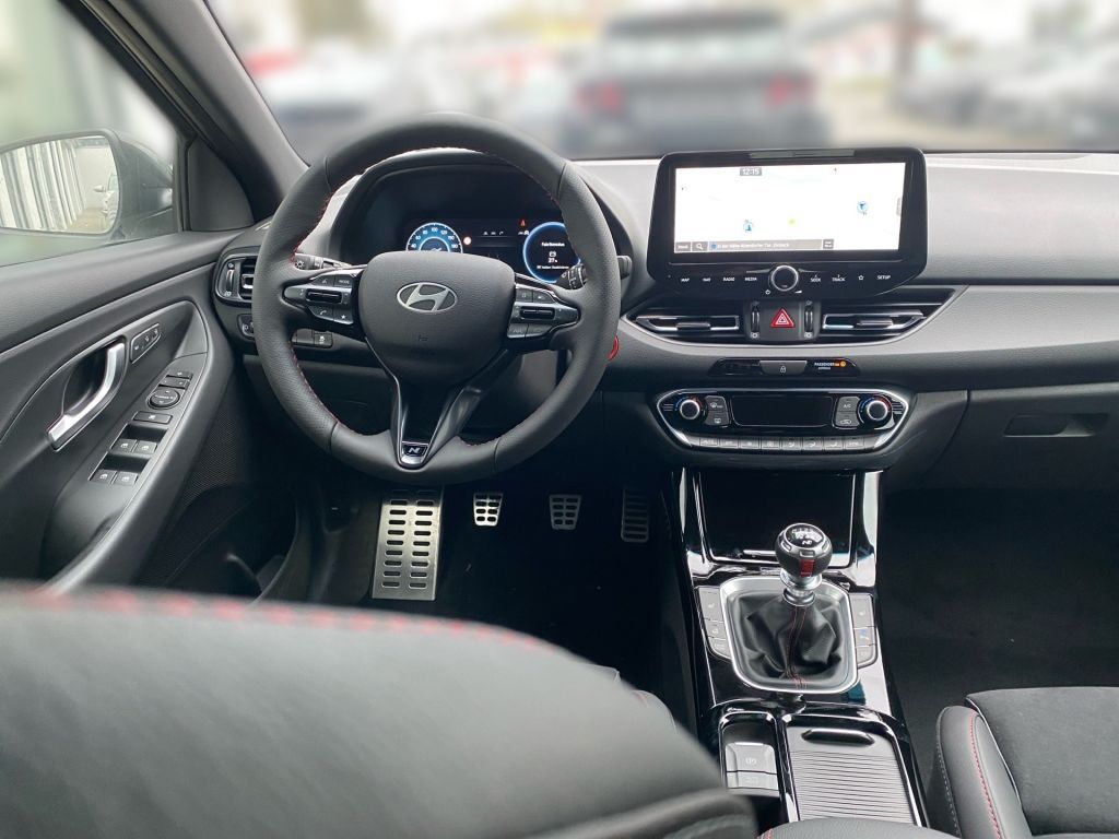 Fahrzeugabbildung Hyundai i30 1.5 T-GDI 48V-Hybrid N Line Sitz P. + Pano