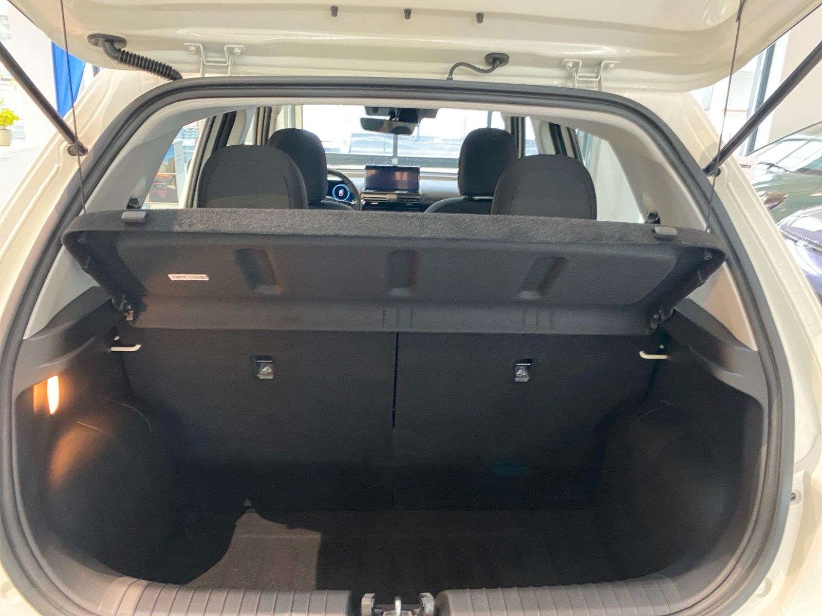 Fahrzeugabbildung Hyundai INSTER 42 kWh Select+Effizienz-Paket