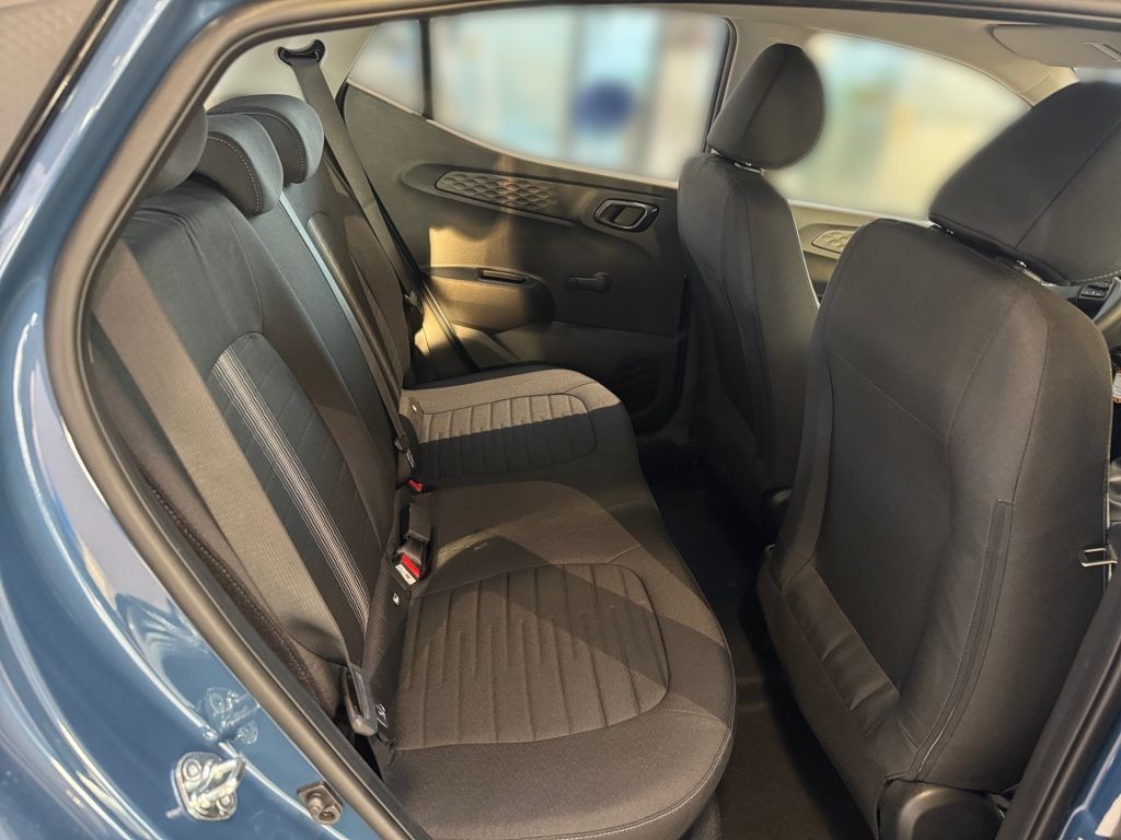 Fahrzeugabbildung Hyundai i10 1.0 Trend +Sitz-Lenkradheizung