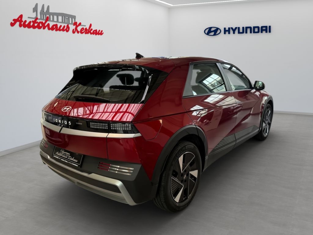 Fahrzeugabbildung Hyundai IONIQ 5 63 kWh+Wärmepumpe+neue Farbe