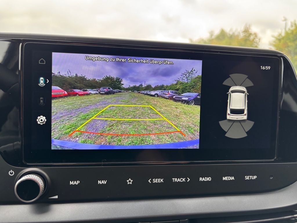 Fahrzeugabbildung Hyundai i20 1.0 T-GDI DCT Prime + Dachlackierung
