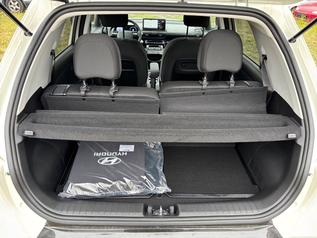 Fahrzeugabbildung Hyundai INSTER 49kWh Trend + LED + Wärmepumpe