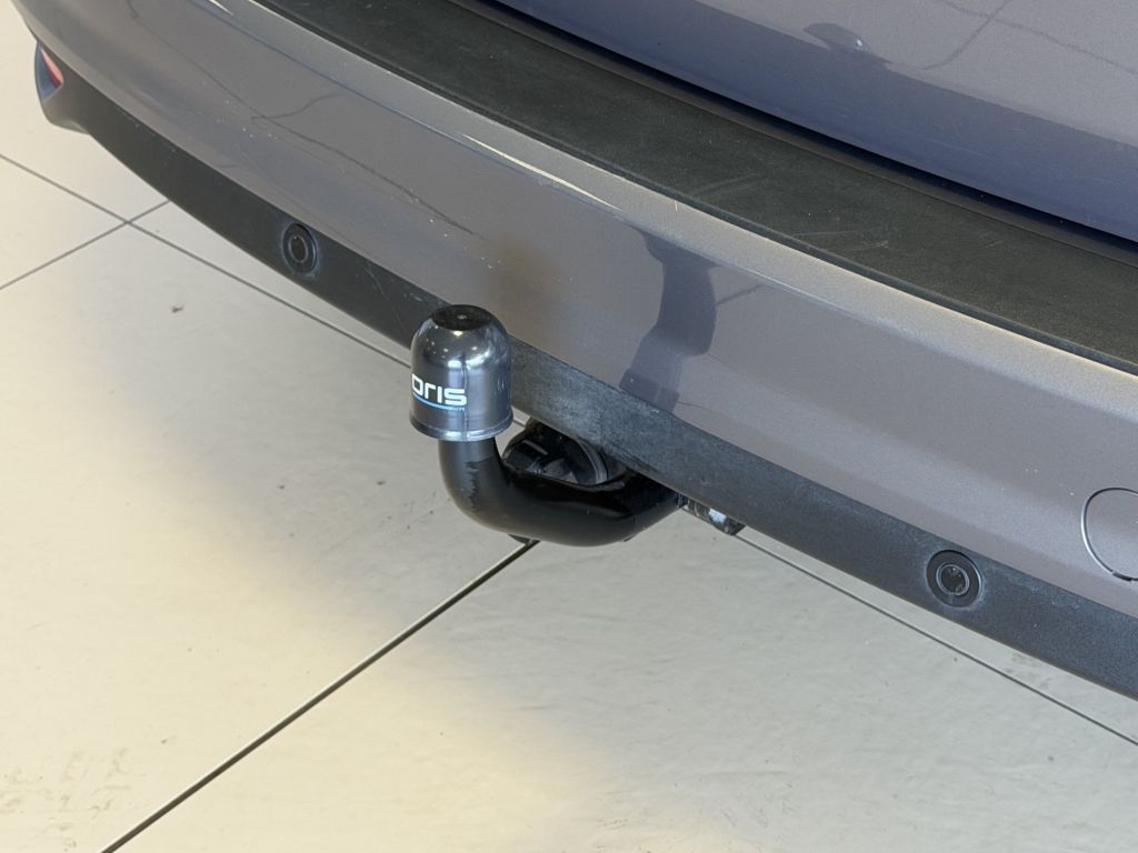 Fahrzeugabbildung Ford C-Max 1.0 Trend +AHK + Zahnriemen neu + Garantie