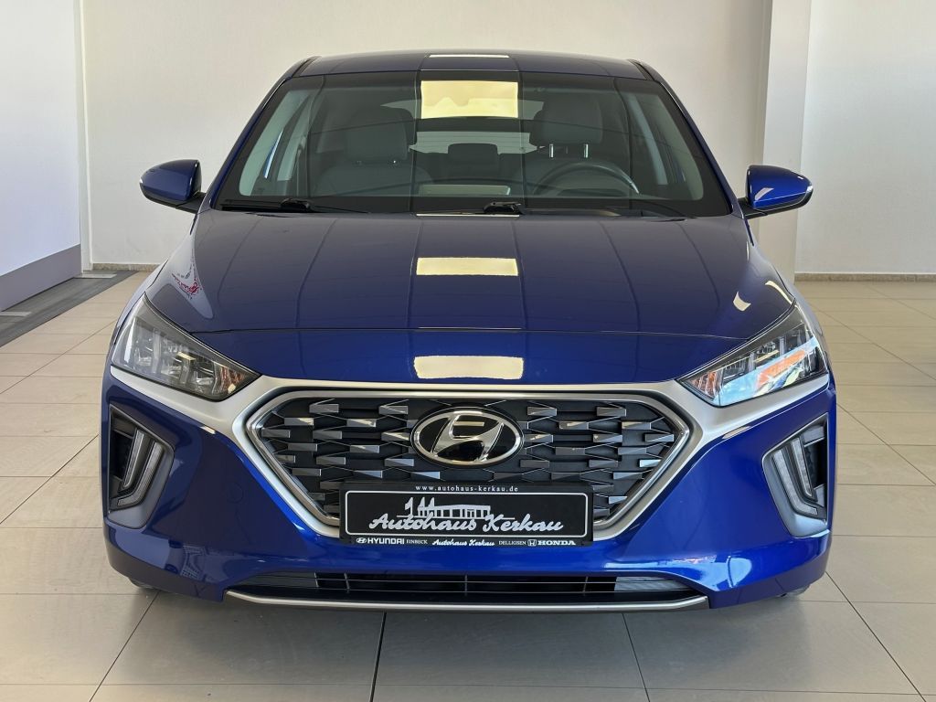 Fahrzeugabbildung Hyundai IONIQ Plug-in-Hybrid 1.6 GDI Style