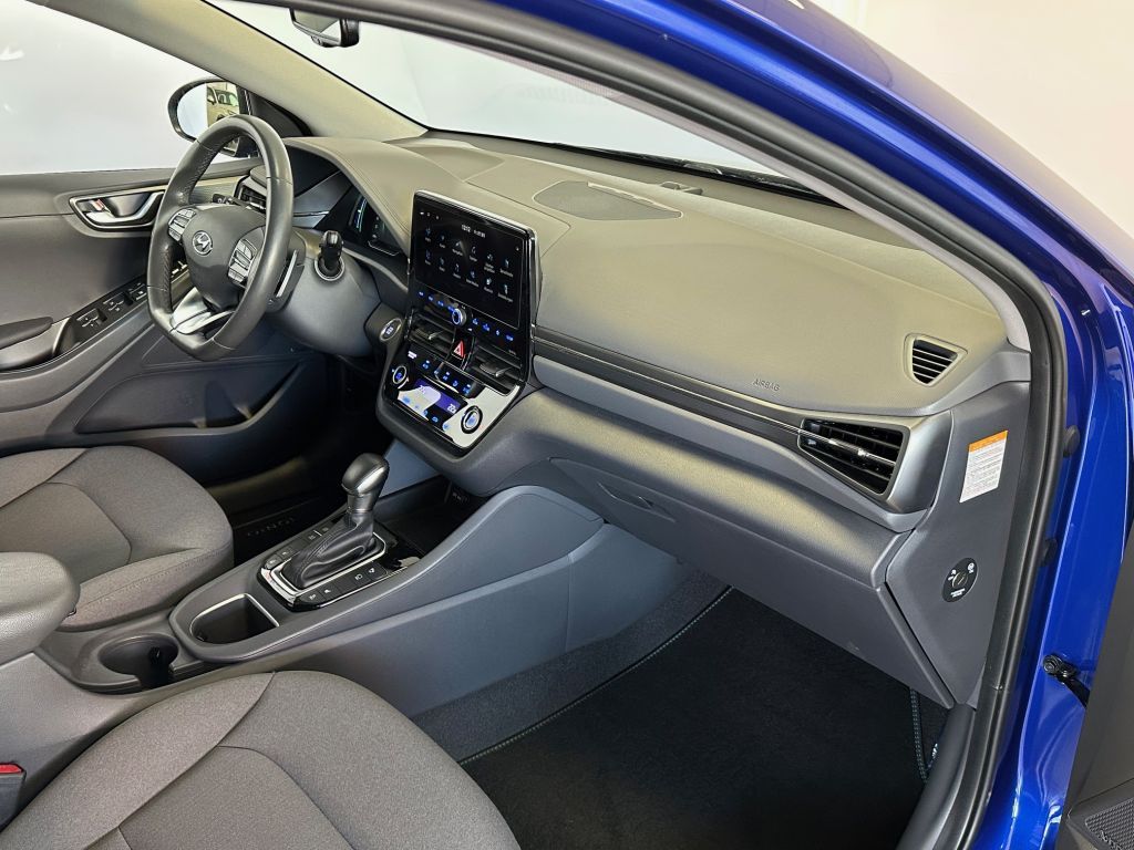 Fahrzeugabbildung Hyundai IONIQ Plug-in-Hybrid 1.6 GDI Style