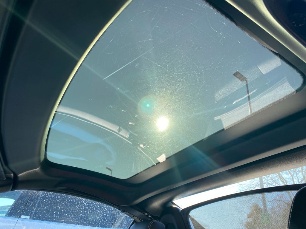 Fahrzeugabbildung Mercedes-Benz SLK 200+Pano.+SHZ.
