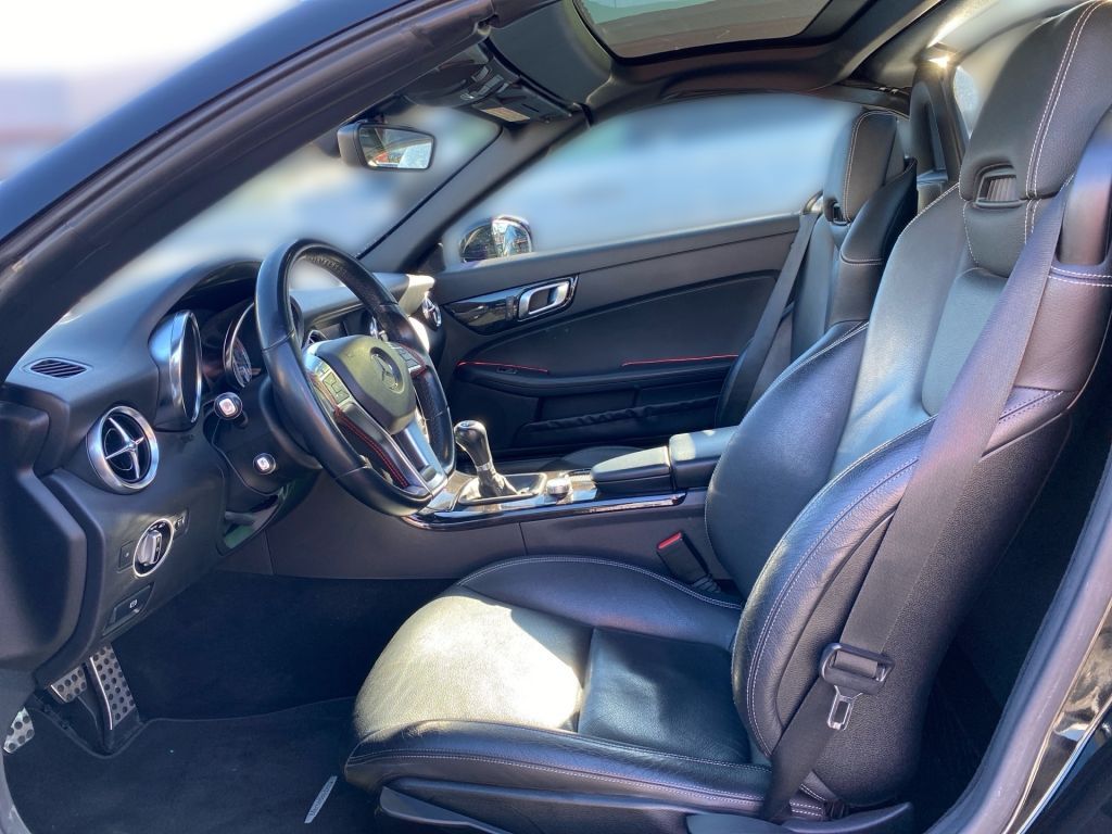 Fahrzeugabbildung Mercedes-Benz SLK 200+Pano.+SHZ.