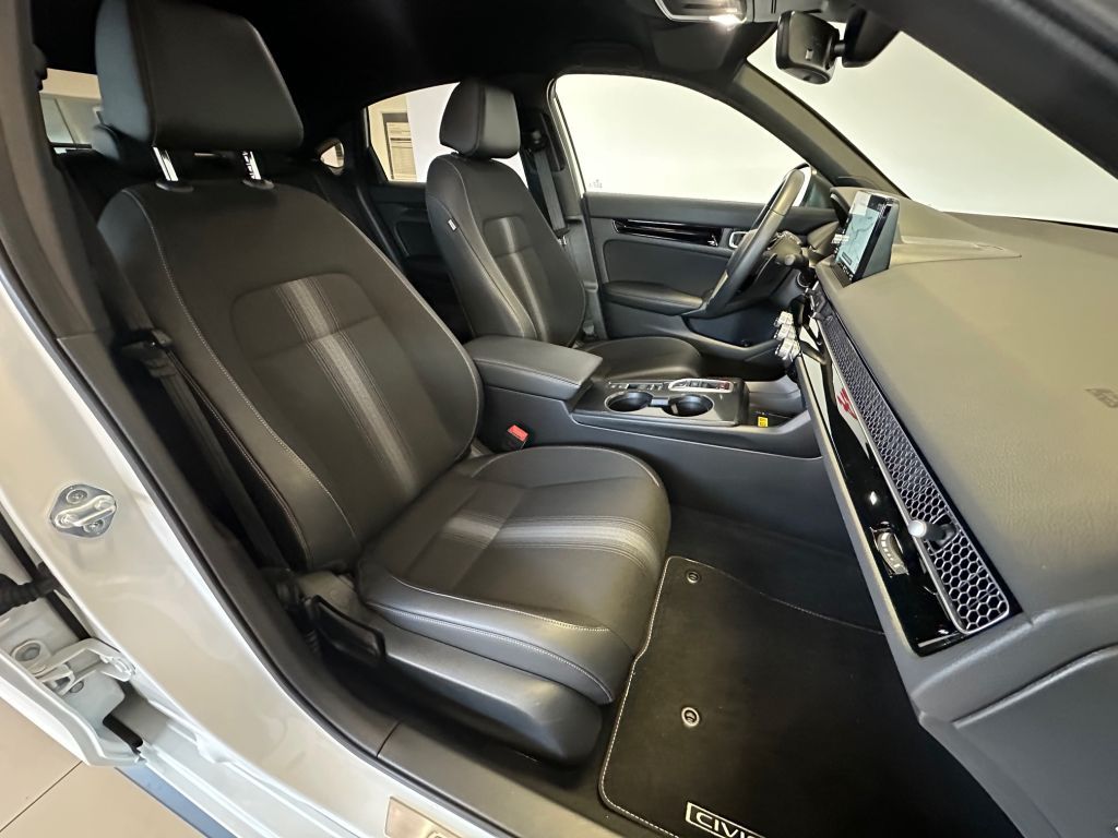 Fahrzeugabbildung Honda Civic e:HEV 2.0 i-MMD Hybrid Sport