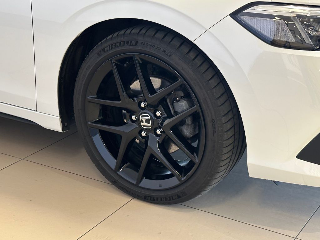 Fahrzeugabbildung Honda Civic e:HEV 2.0 i-MMD Hybrid Sport