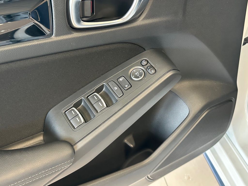 Fahrzeugabbildung Honda Civic e:HEV 2.0 i-MMD Hybrid Sport