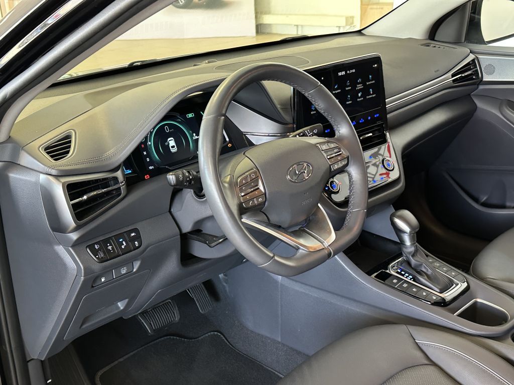 Fahrzeugabbildung Hyundai IONIQ Hybrid 1.6 GDI Premium + Vollausstattung +