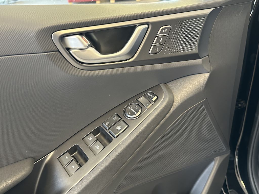Fahrzeugabbildung Hyundai IONIQ Hybrid 1.6 GDI Premium + Vollausstattung +