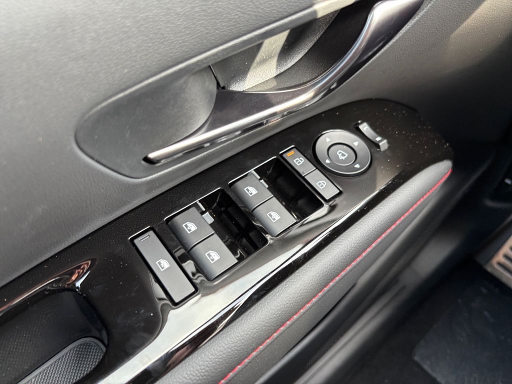 Fahrzeugabbildung Hyundai TUCSON 1.6 T-GDi HEV 2WD N Line X Pano+Assist.