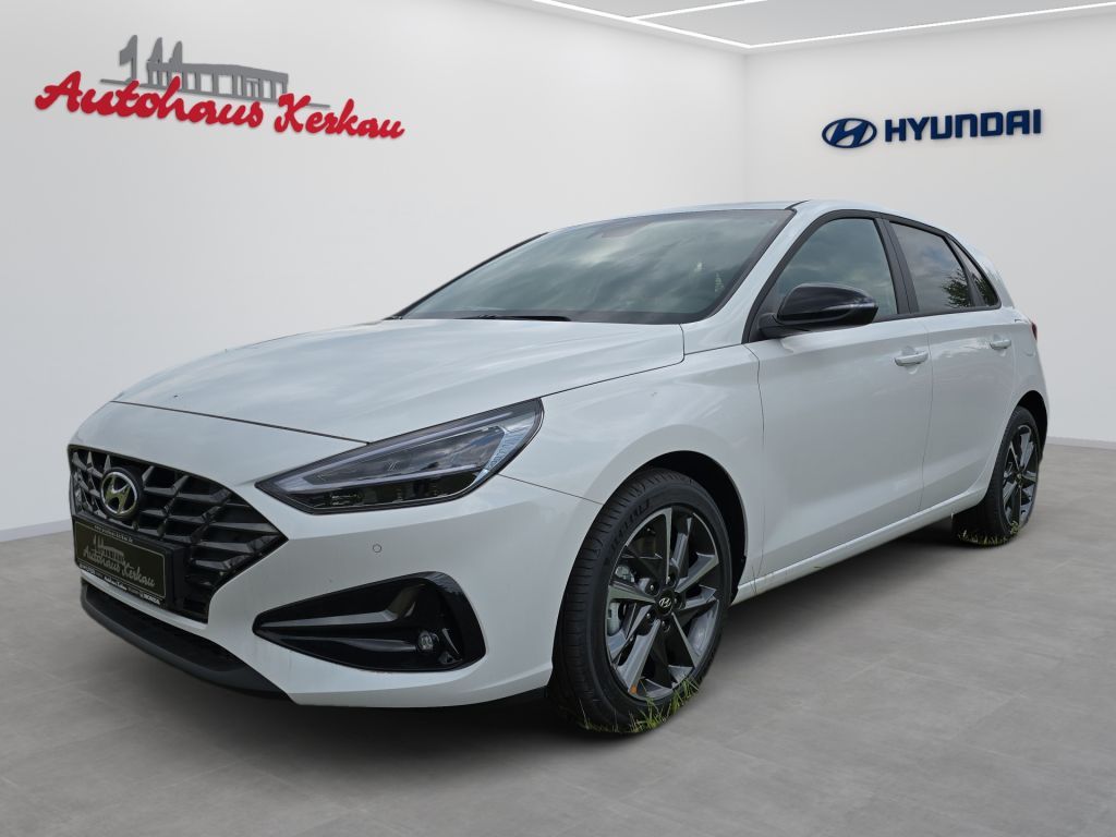 Hyundai i30 1.0 T-GDI DCT Connect & Go+LED+Navi+EPH v+h
