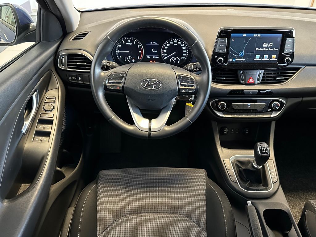 Fahrzeugabbildung Hyundai i30 1.0 T-GDI  NAVI+PDC+SHZ+CAM+AC+ankl.Spiegel