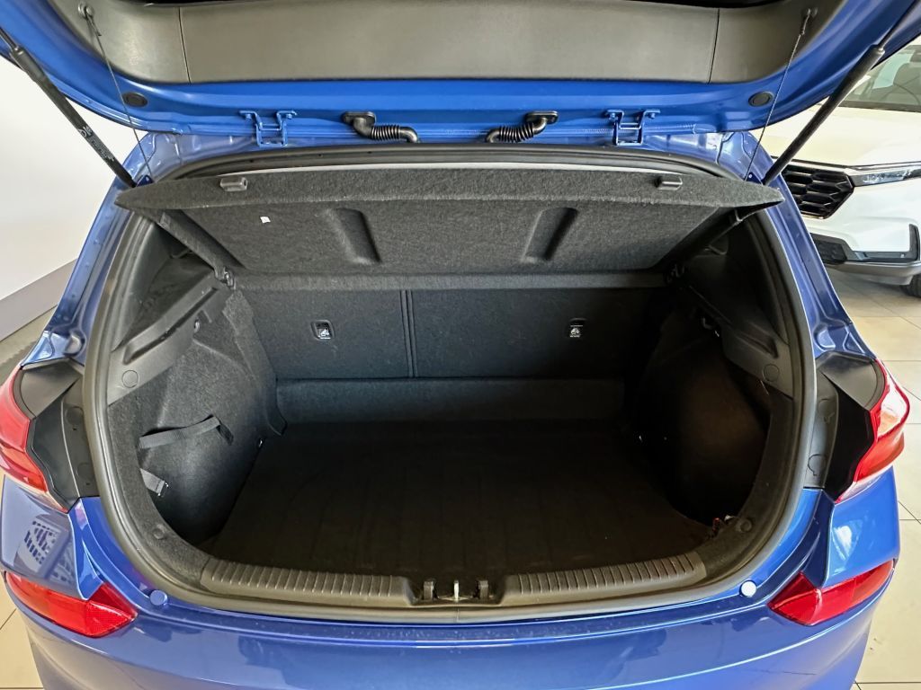 Fahrzeugabbildung Hyundai i30 1.0 T-GDI  NAVI+PDC+SHZ+CAM+AC+ankl.Spiegel