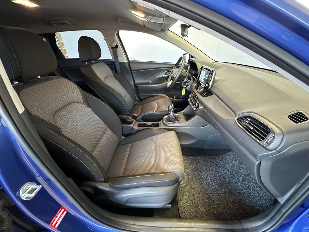 Fahrzeugabbildung Hyundai i30 1.0 T-GDI  NAVI+PDC+SHZ+CAM+AC+ankl.Spiegel