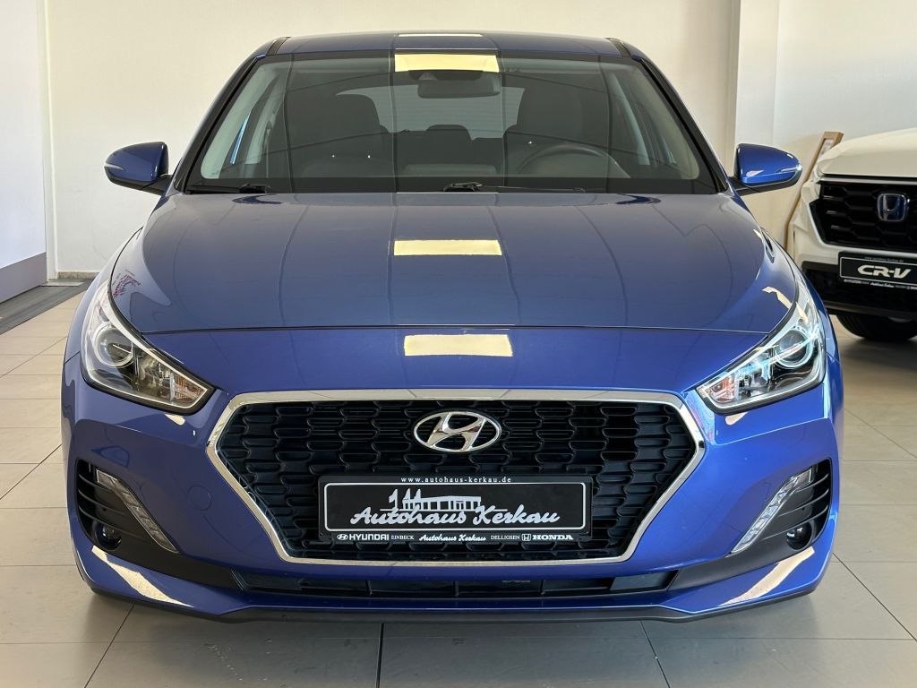 Fahrzeugabbildung Hyundai i30 1.0 T-GDI  NAVI+PDC+SHZ+CAM+AC+ankl.Spiegel