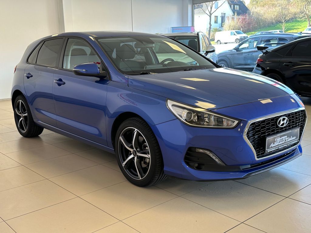 Fahrzeugabbildung Hyundai i30 1.0 T-GDI  NAVI+PDC+SHZ+CAM+AC+ankl.Spiegel