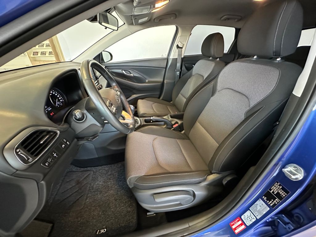 Fahrzeugabbildung Hyundai i30 1.0 T-GDI  NAVI+PDC+SHZ+CAM+AC+ankl.Spiegel