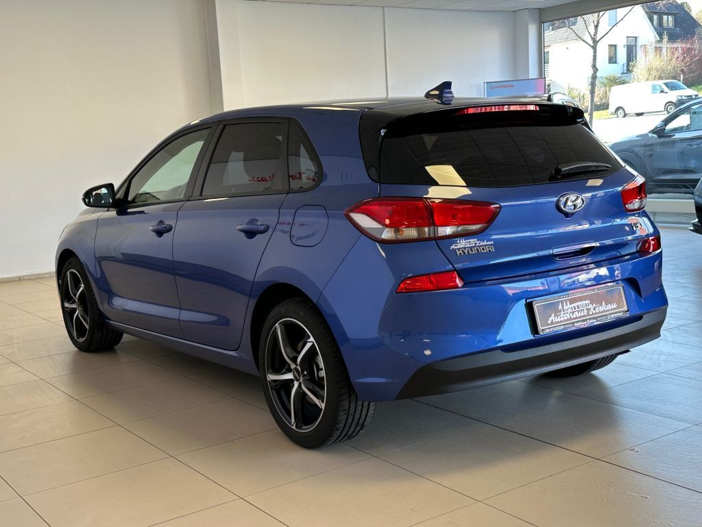 Fahrzeugabbildung Hyundai i30 1.0 T-GDI  NAVI+PDC+SHZ+CAM+AC+ankl.Spiegel