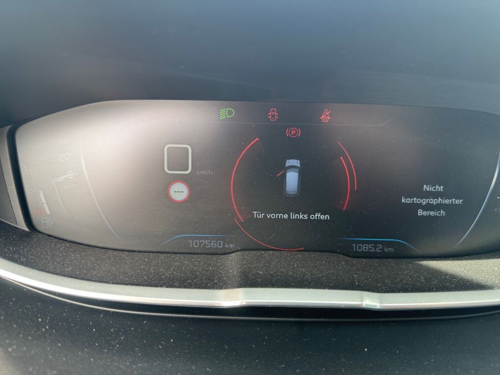 Fahrzeugabbildung Peugeot 3008 PureTech 130 Stop & Start Crossway